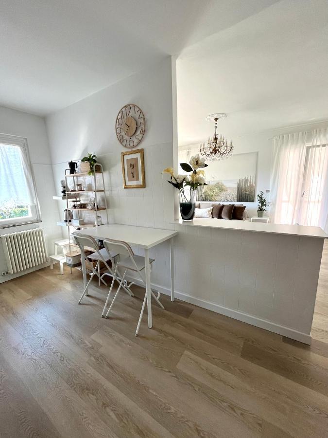 Family Apartment 2 시르미오네 외부 사진