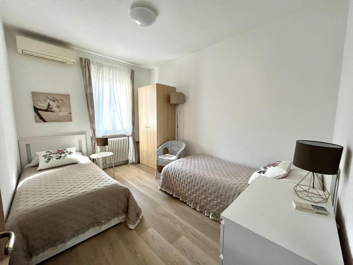 Family Apartment 2 시르미오네 외부 사진